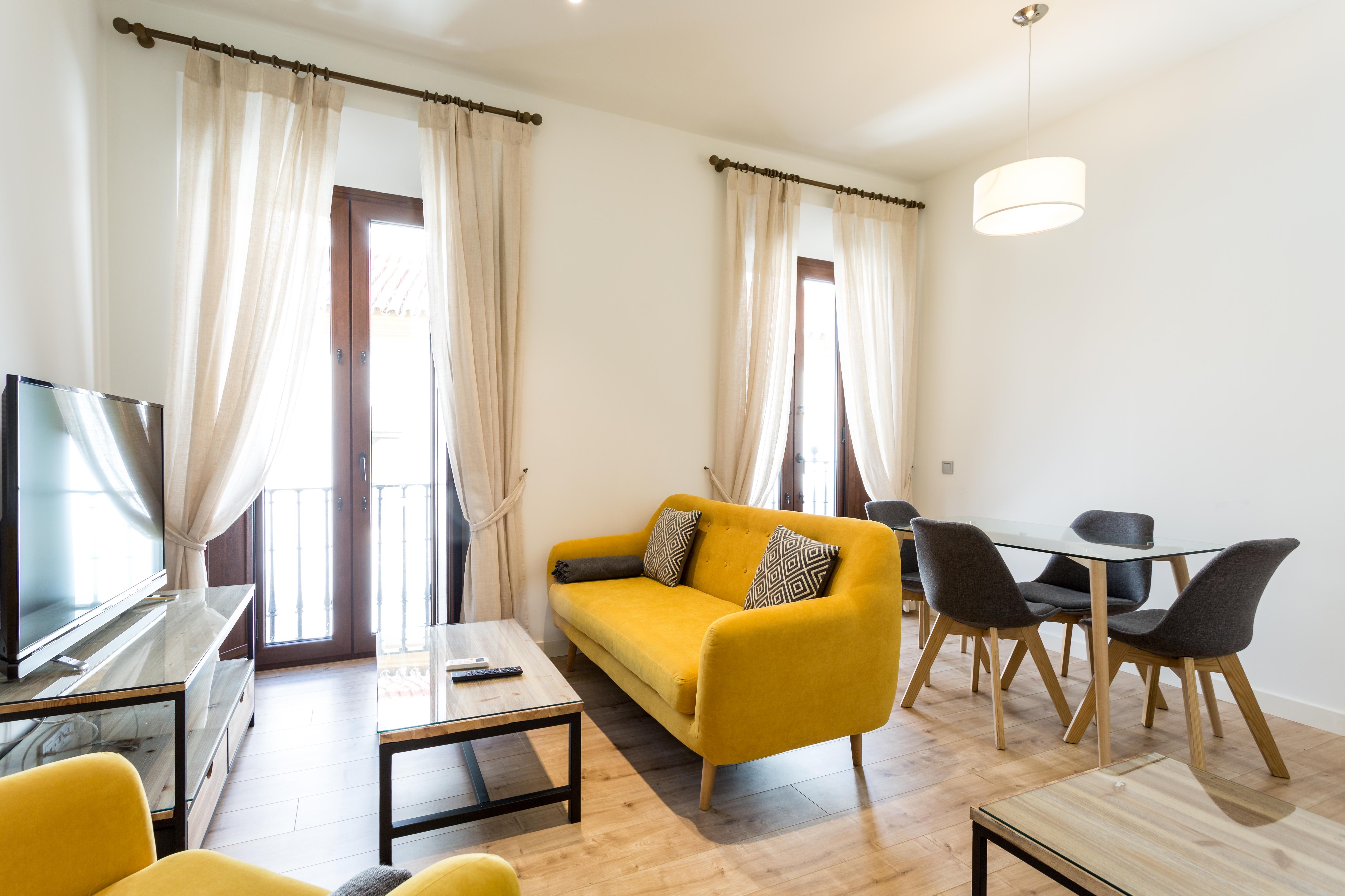 Apartamentos Lanza เซบีญา ภายนอก รูปภาพ